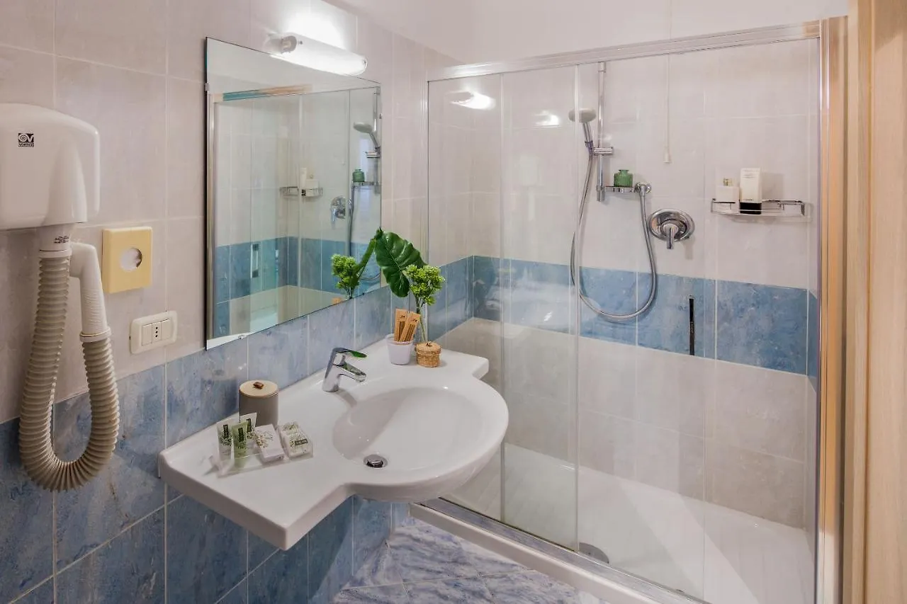 Hotel Villa Ida Family Wellness Laigueglia 3*,  Italien
